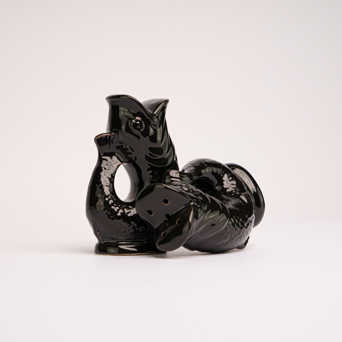 New - Gluggle Salt & Pepper Shaker - Black
